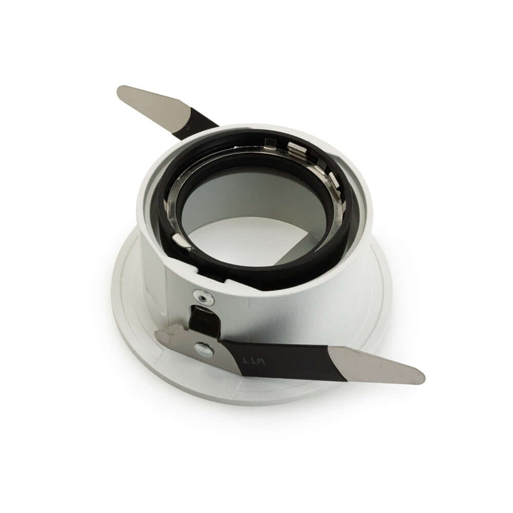VBD-MTR-82W 2.5" Round Low Voltage LED Fixture