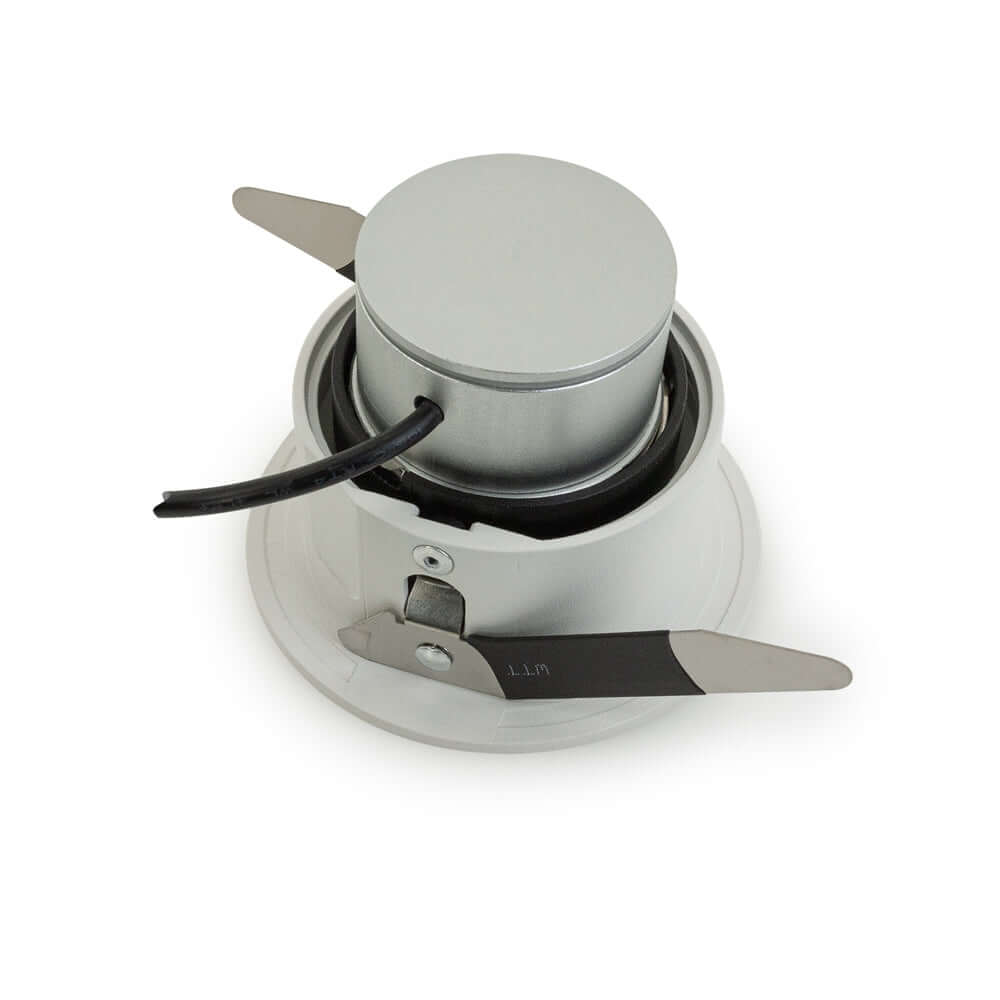 VBD-MTR-82W 2.5" Round Low Voltage LED Fixture